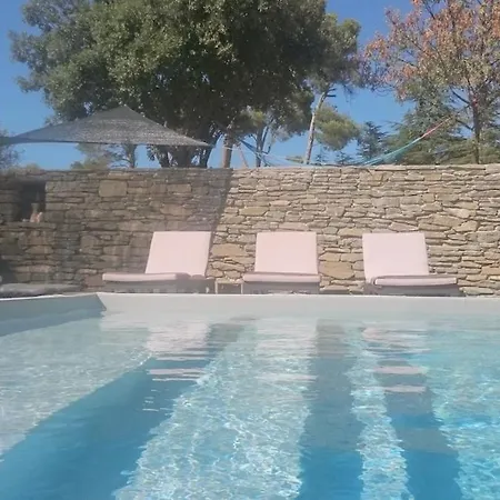 Les Pins Сasa de vacaciones *